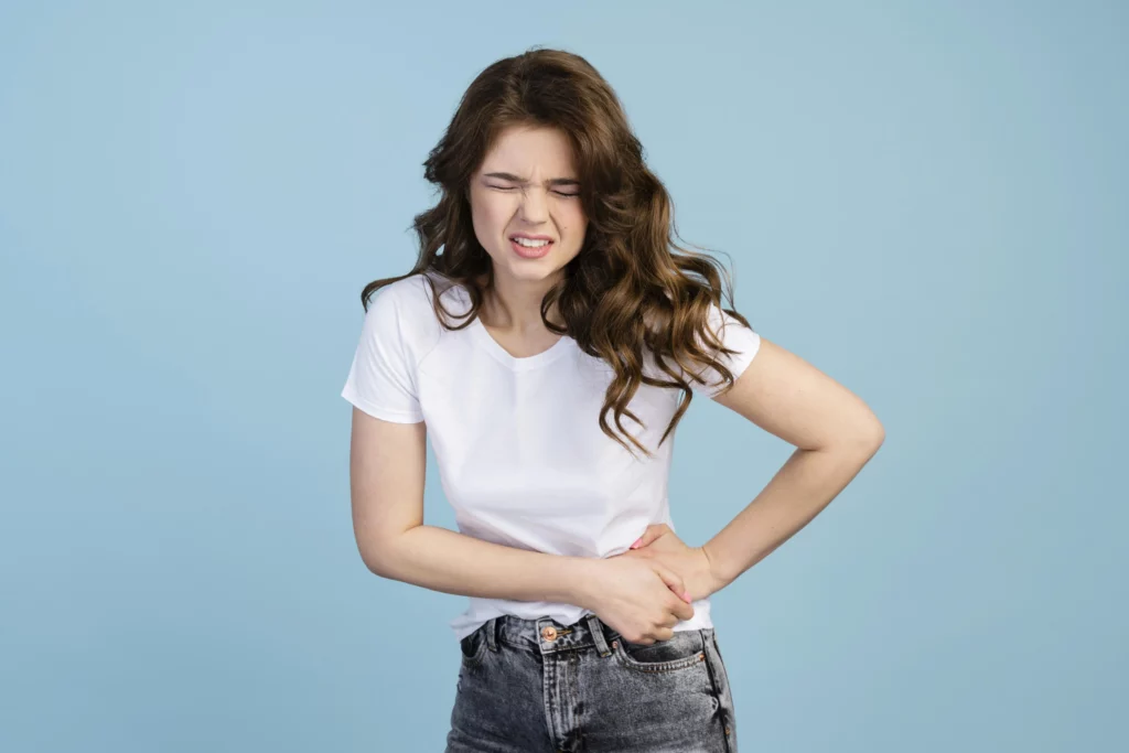 women-having-kidney-pain